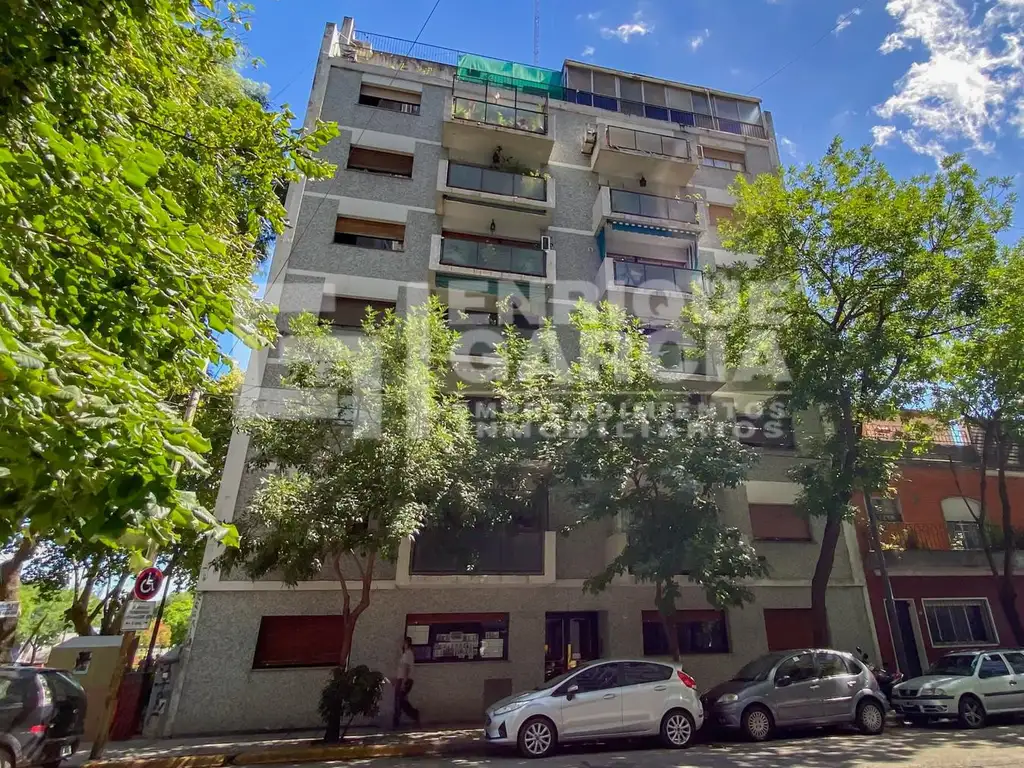 VENTA 3 AMBIENTES AL FRENTE BALCÓN MUY LUMINOSO Z/COLEGIALES