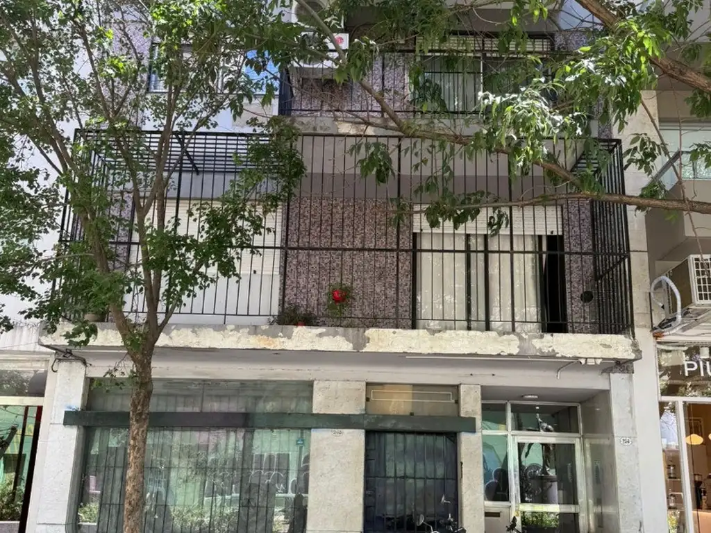 Gran Local 128m2 En El Centro De Villa Crespo, Pasos Av. Corrientes. Oportunidad!