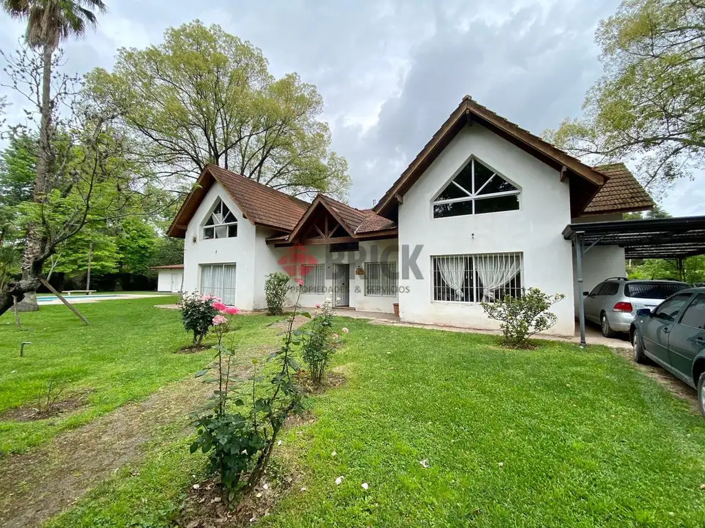 Cómoda Casa Quinta en La Lonja - Pilar