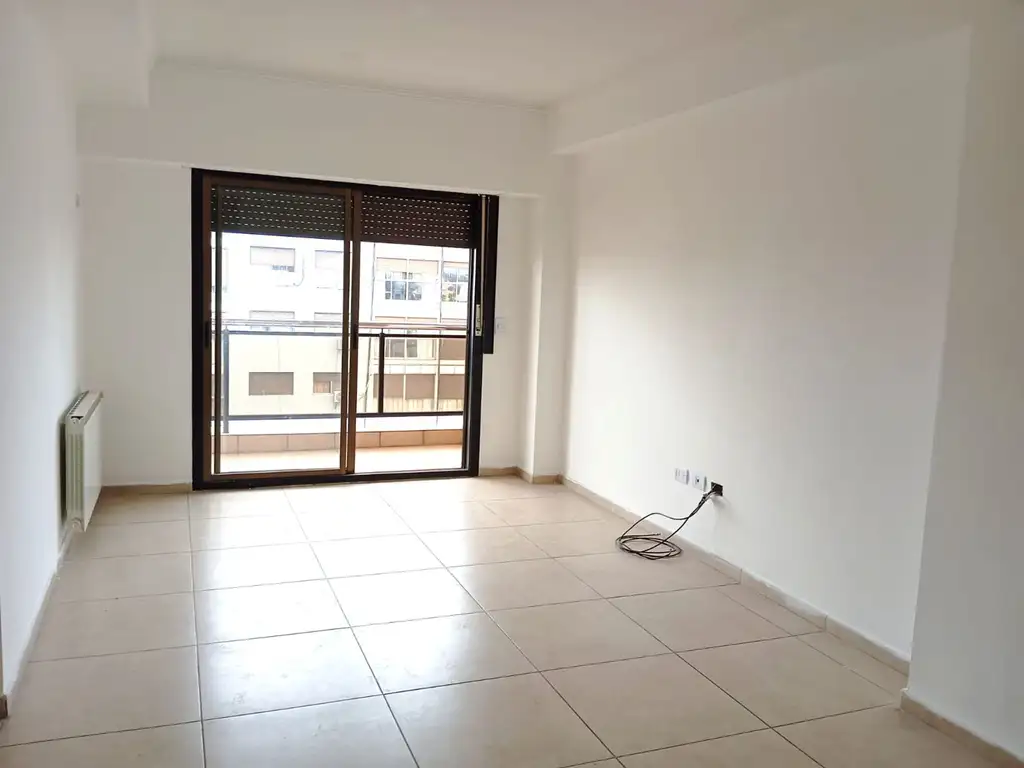 Venta Departamento 3 ambientes AVELLANEDA