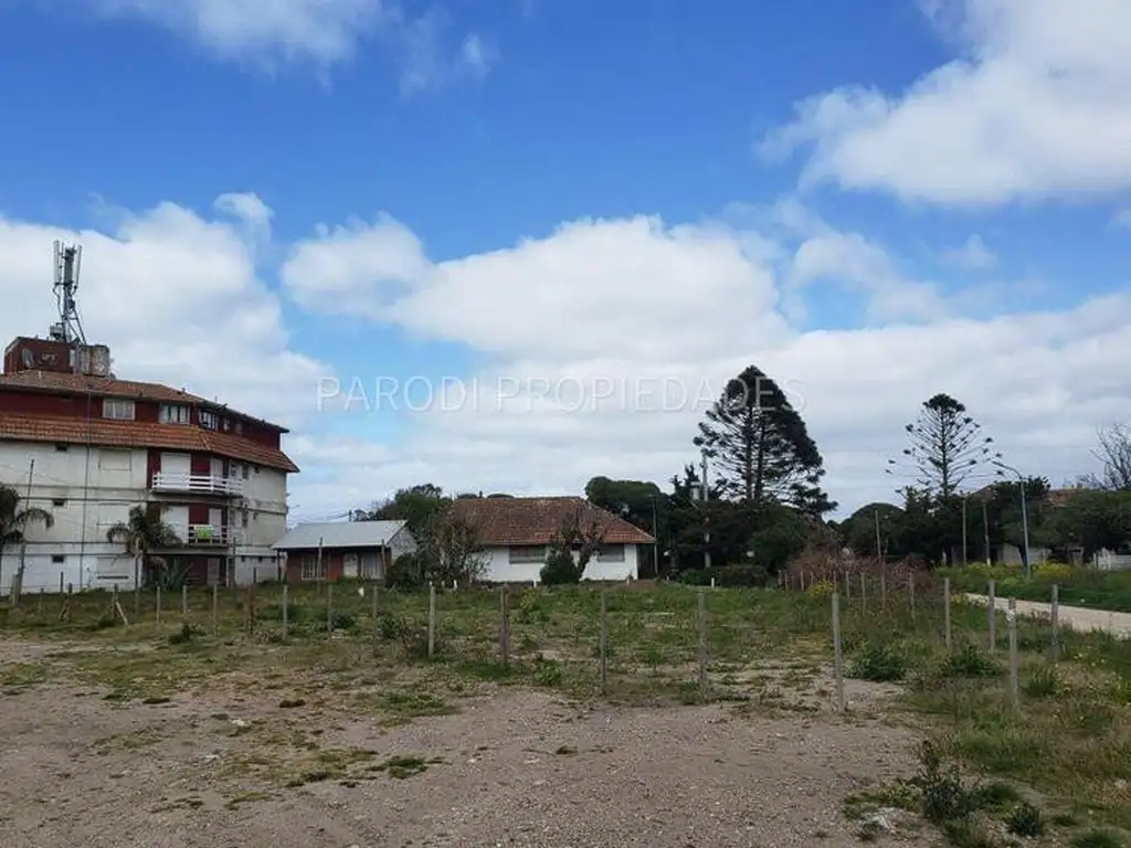 Venta Lote  – Barrio Alfar