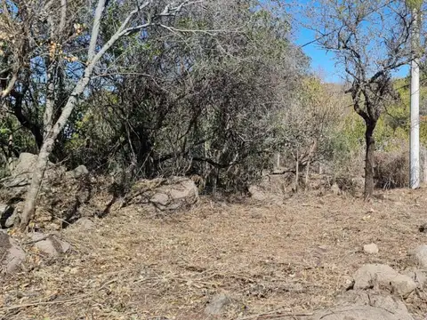 VENDO LOTE EN AGUA DE ORO PRADO DE LA RIVERA