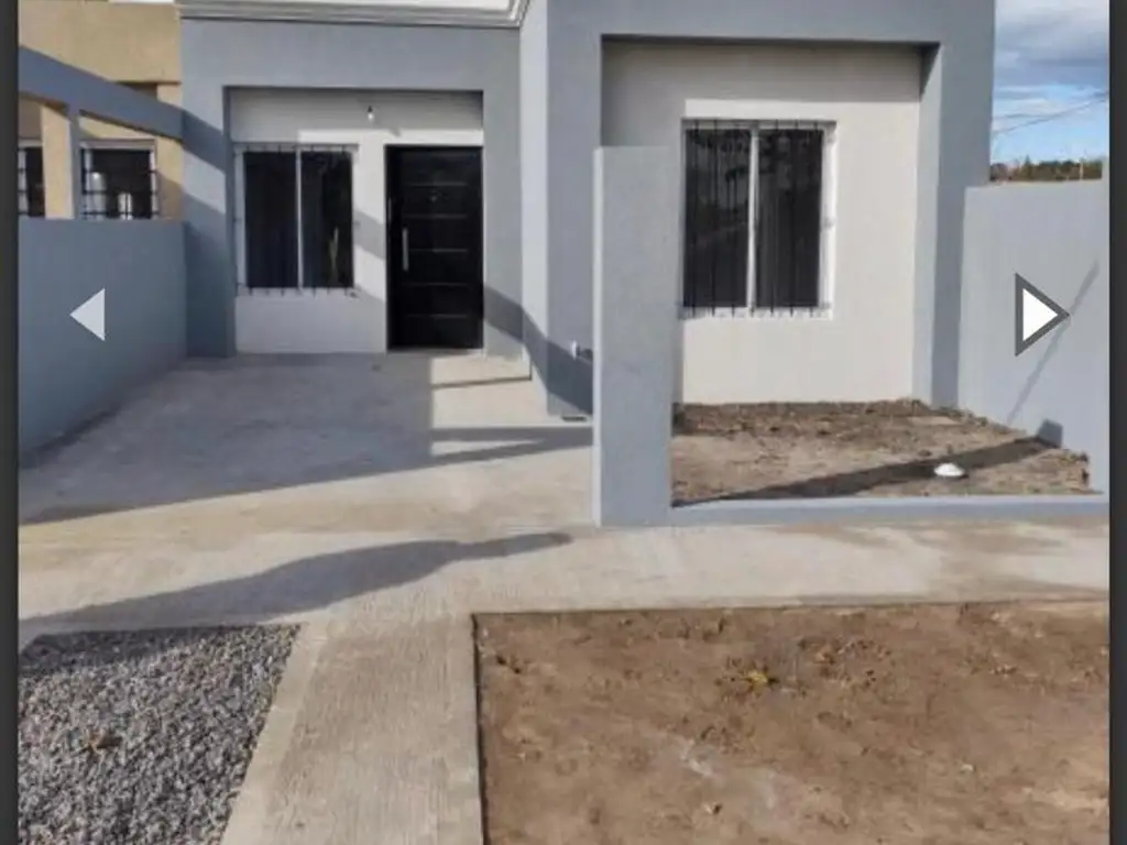 VENTA DE CASA A ESTRNAR EN SAN VICENTE - 3 AMBIENTES