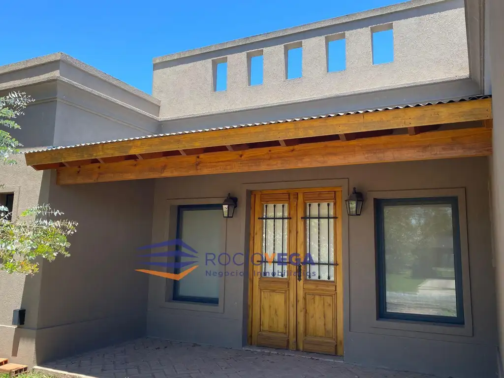 Casa en  venta  en Comarcas de Lujan