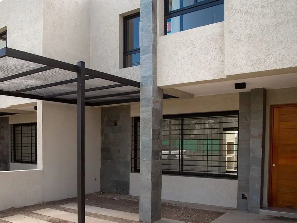 DUPLEX 3 DOR A ESTRENAR JARDINES DEL VALLE