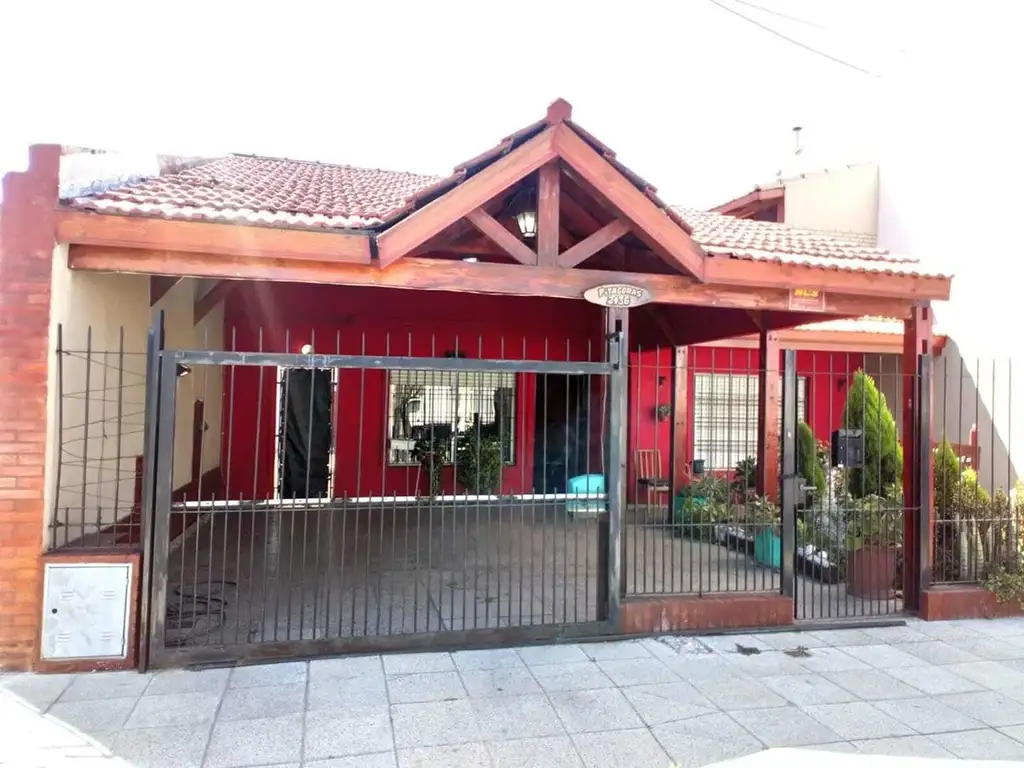 VENTA AVELLANEDA 2  PH CON PILETA  Y PARRILLA