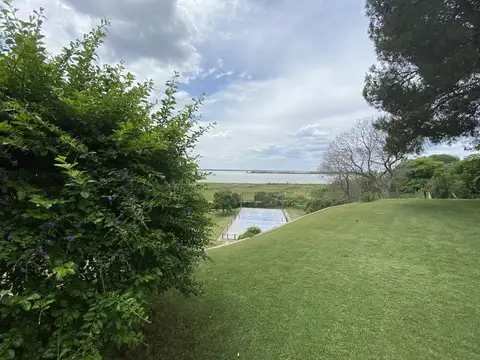 Casa con vista al ríos sobre Barranca Río Paraná Arroyo Seco