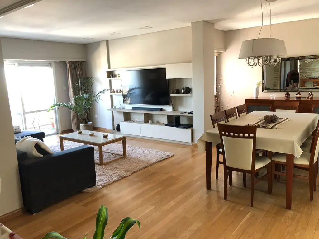 Departamento céntrico en venta tres dormitorios