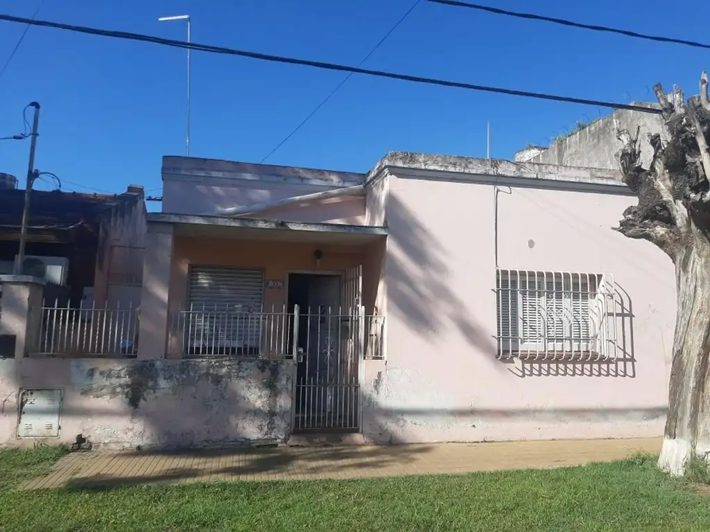 Casa en Llavallol