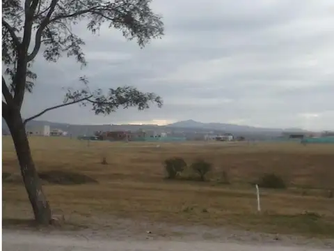 Espectacular Terreno en Praderas de San Lorenzo