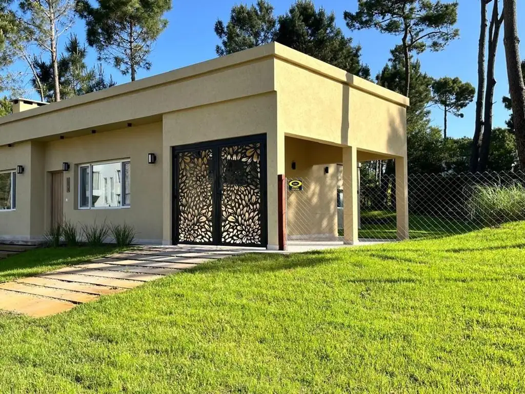 Casa en zona Alamos para 6 huespedes - PINAMAR