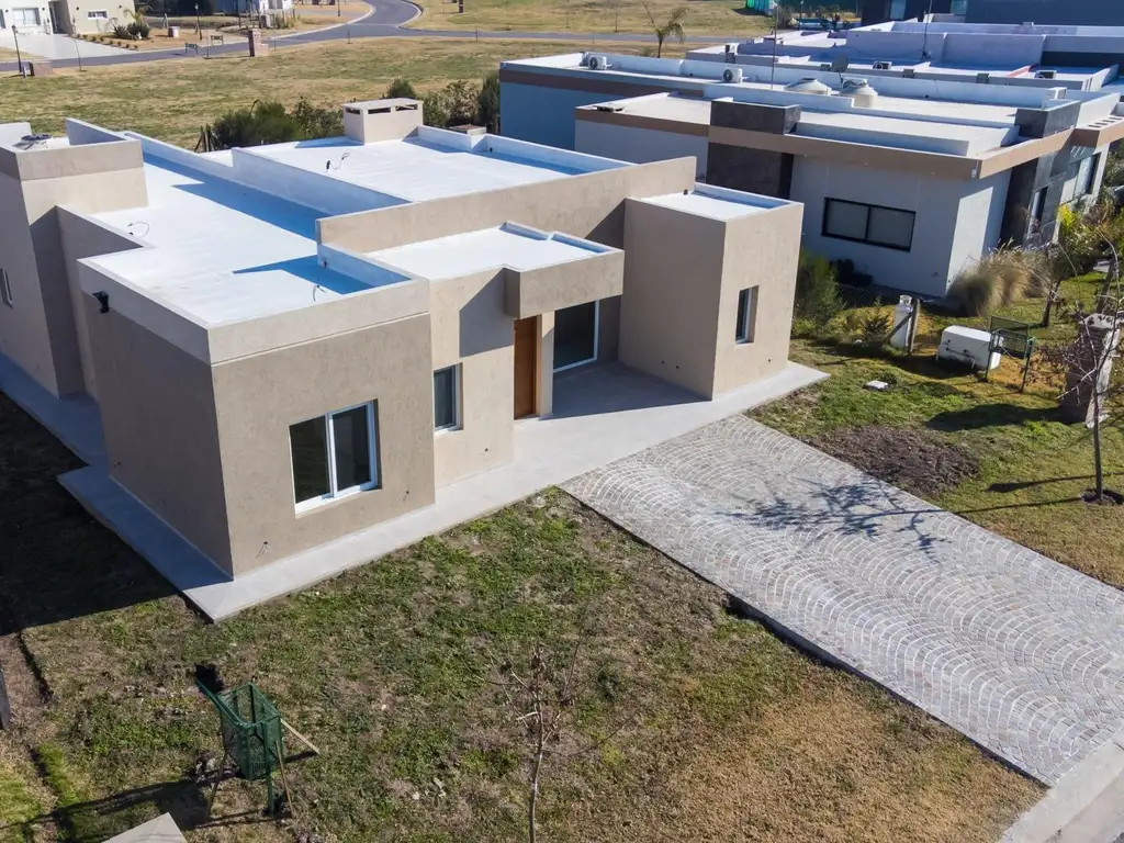 CasA estrenar de tres habitaciones Barrio San Felipe Canning