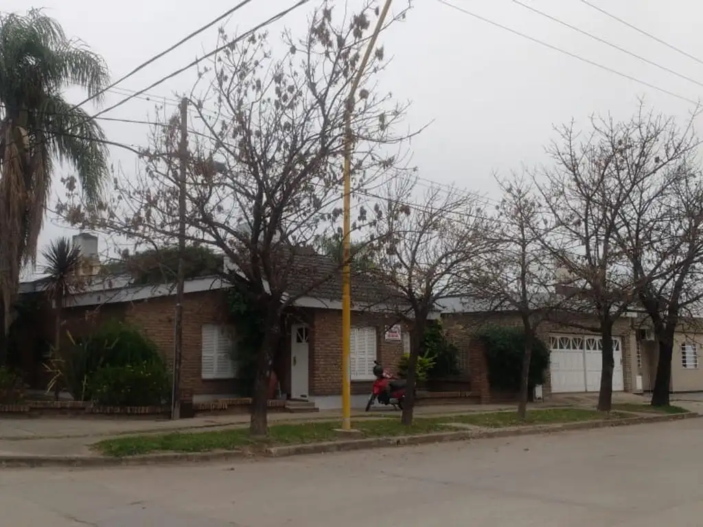 Excelente Casa en Barrio Jardín