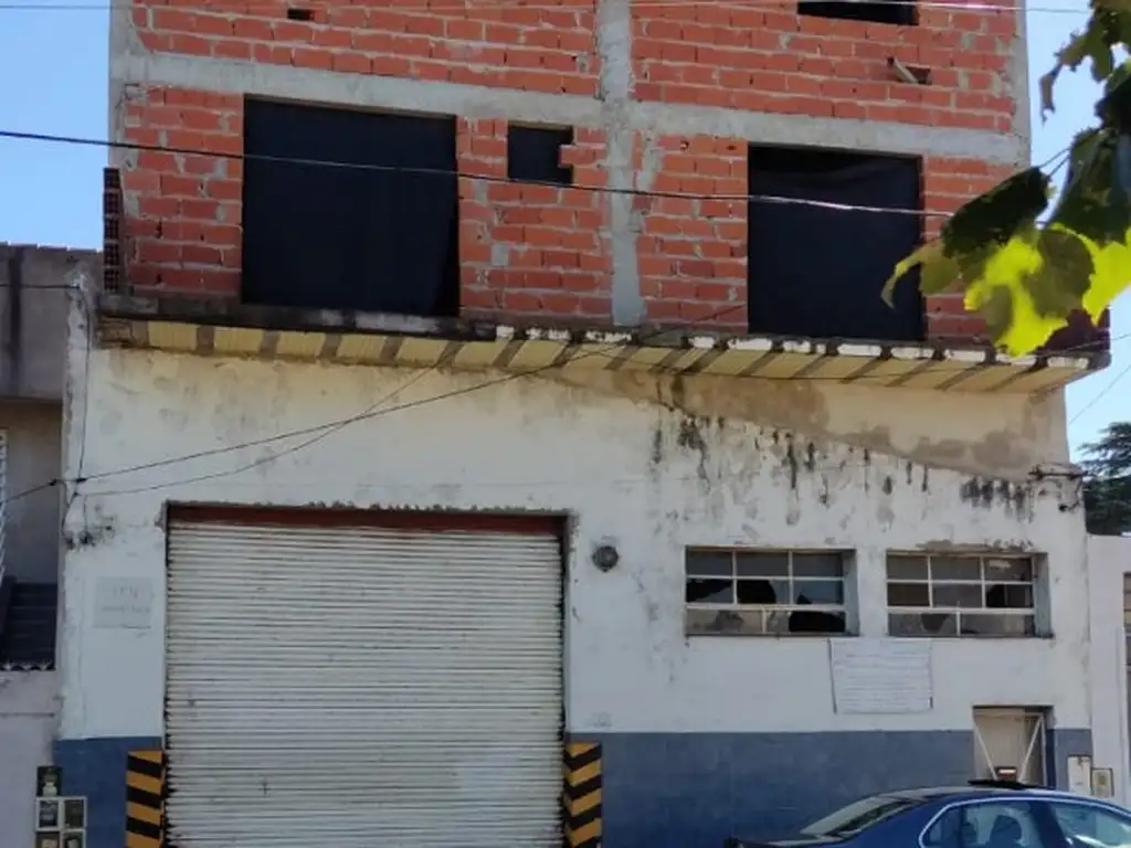 Galpon de H.A, con Oficina y Vivienda a Terminar