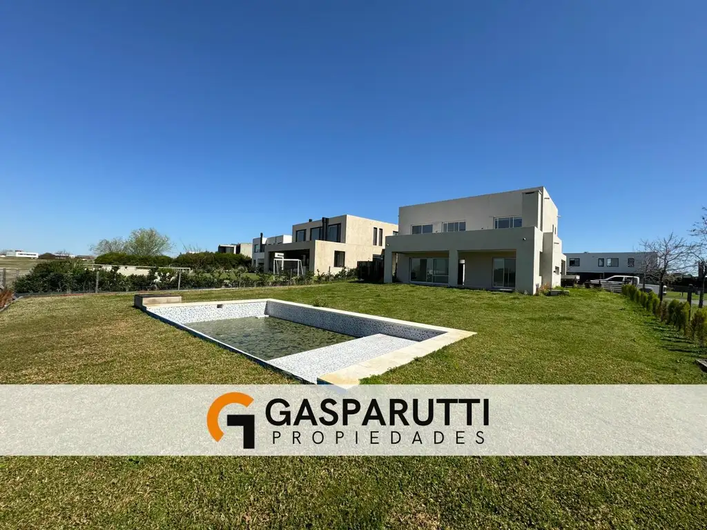 Casa en Venta en El Cantón Golf con Pileta!