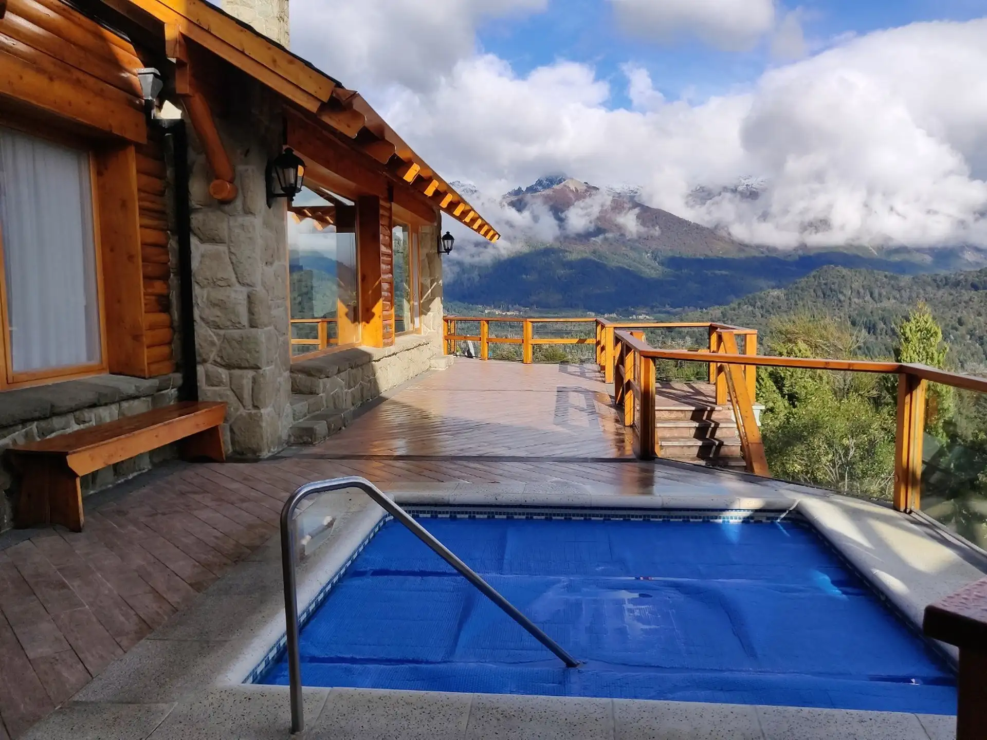 UNICA CASA DE 41.7 hectareas a 15 minutos del centro de Bariloche