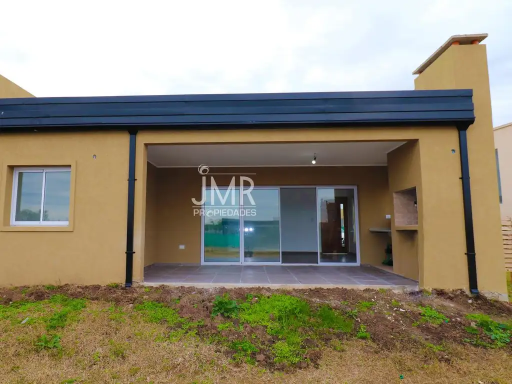 JMR Propiedades | Pilar del Este- San Ramiro | Casa en venta a estrenar