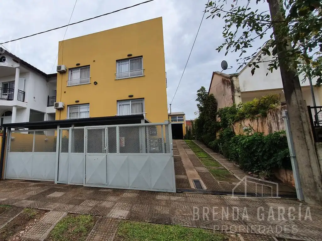 Venta En Block De 4 Departamentos   Galpon - Colón Entre Rios.