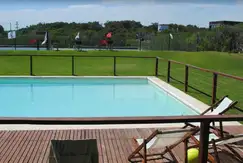 Áreas comunes piscina, club-house en Quequen Chico, Country Club