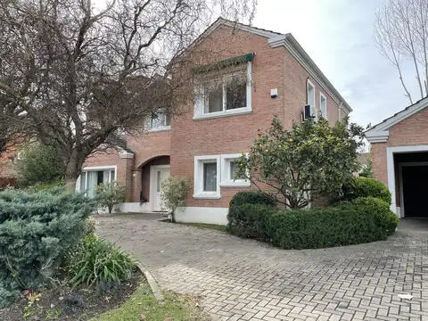 Casa - Venta - Excelente estado - La Lomada De Pilar - Foto 0