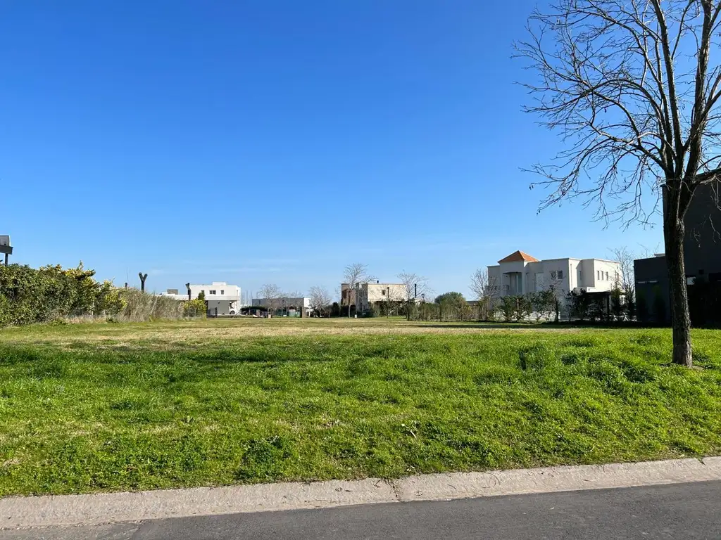 Lote en Venta, Barrio el cantón Golf