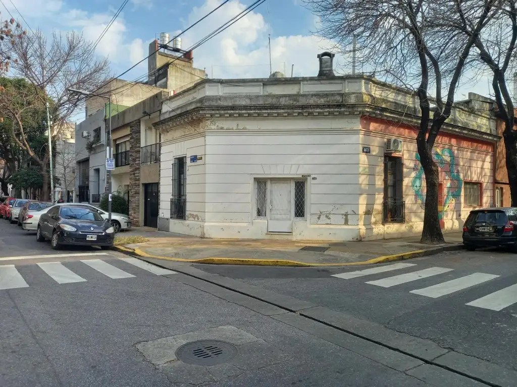 PH 3 AMB + TERRAZA - ESQUINA AL FRENTE