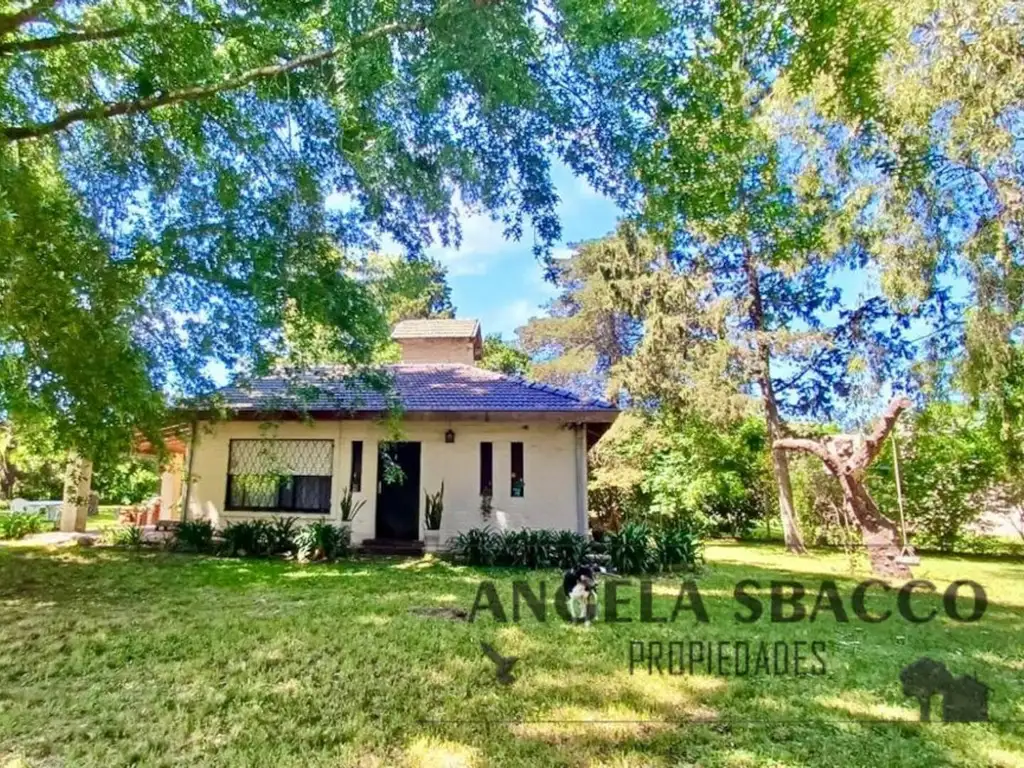 Excelente Casa, en los Cardales barrio San Jorge.