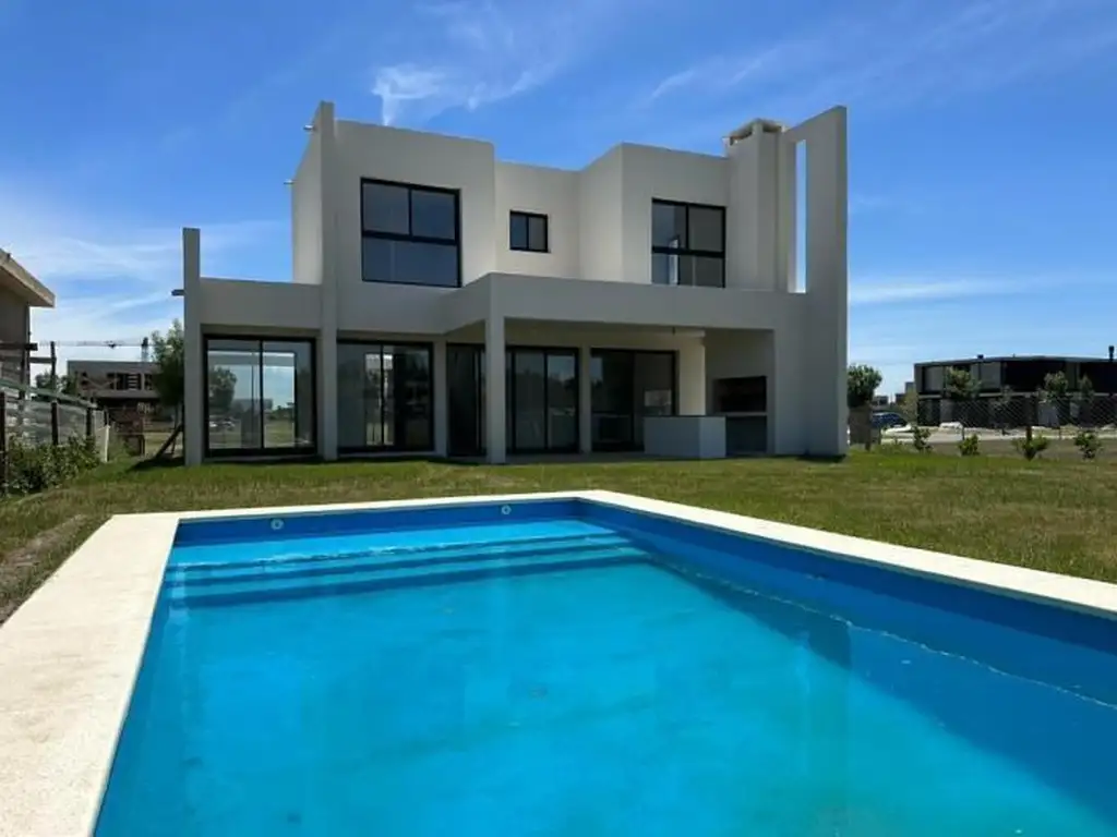 Casa  en Venta en Carpinchos, Nordelta, Tigre