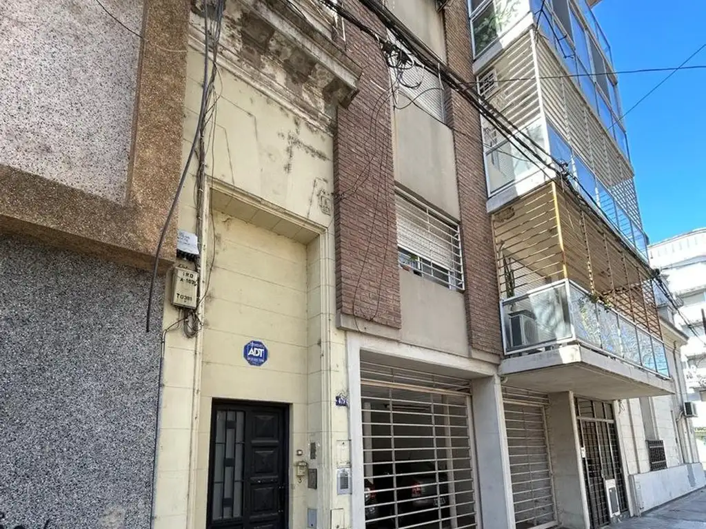 DEPARTAMENTO DE PASILLO EN VENTA PICHINCHA