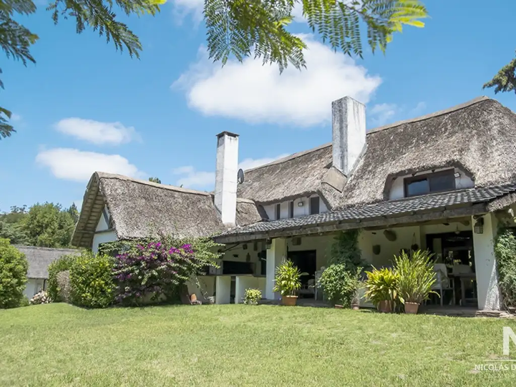 Casa de gran porte en Golf, Punta del Este