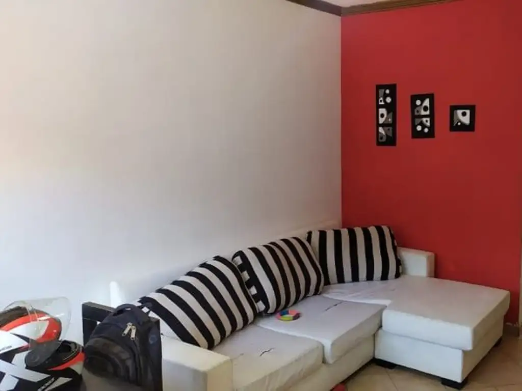 OPORTUNIDAD DUPLEX 4 AMBIENTES RAMOS MEJIA ESCUCHA OFERTA