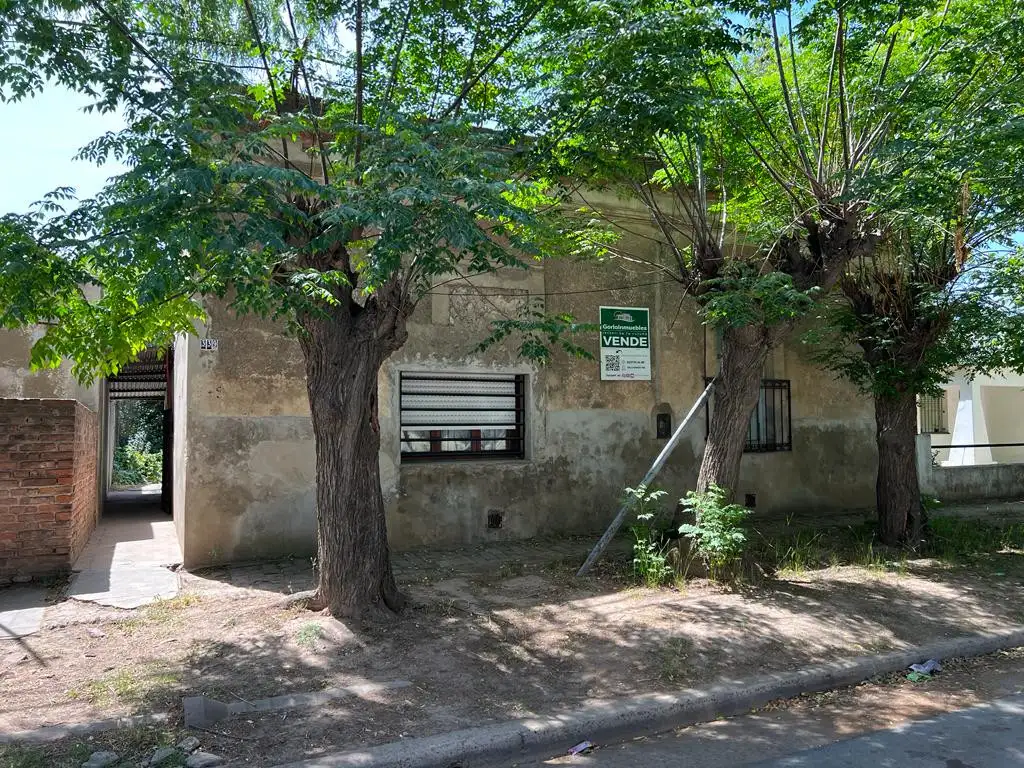 CASA A DEMOLER – LOTE 571 M2. FACIL ACCESO  - LOBOS -