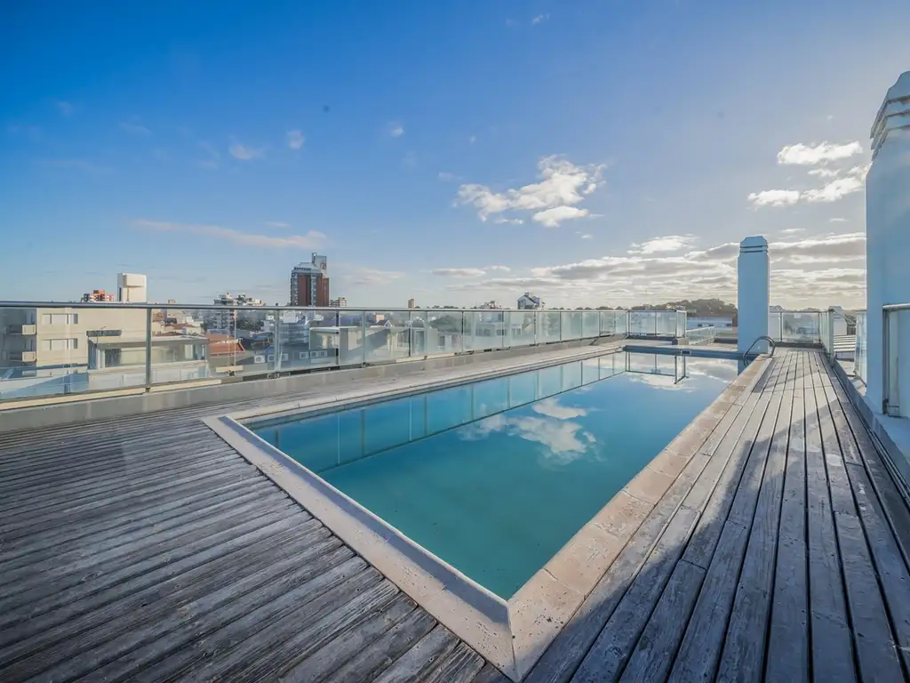 Departamento  en Alquiler en Villa Gesell, Costa Atlántica, Buenos Aires