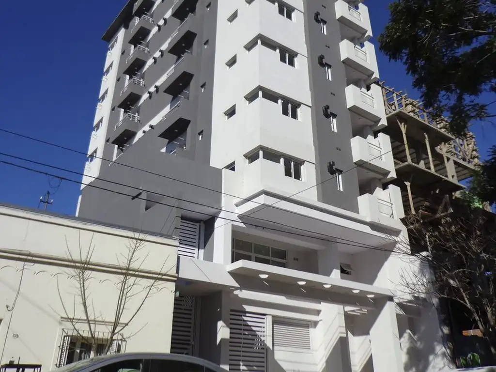 Alquiler MONOAMBIENTE en Barrio Sur