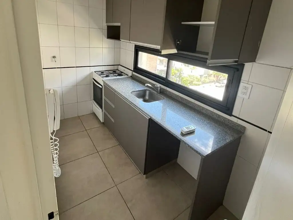 Alquiler Departamento 2 dormitorios, Barrio General Paz, General Paz Argenprop