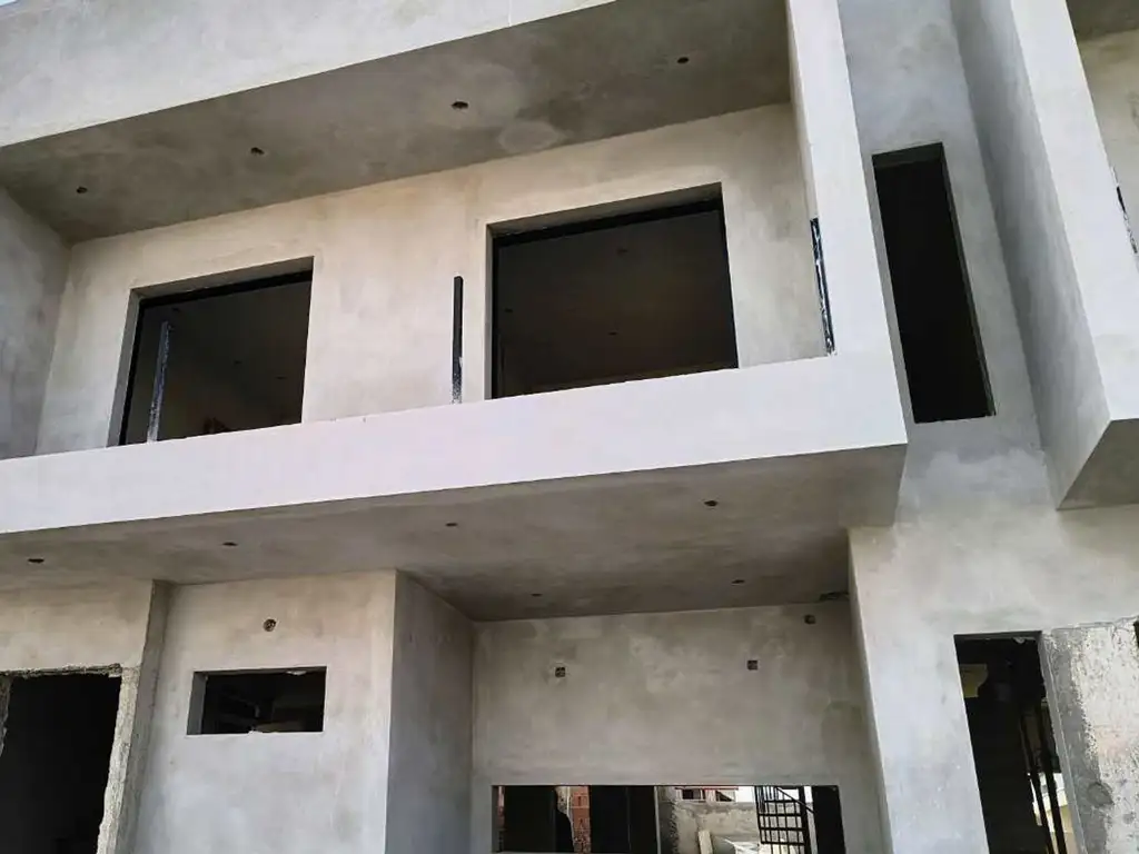 VENTA DUPLEX 3 DORM  RINCONES MANANTIALES ESTRENAR