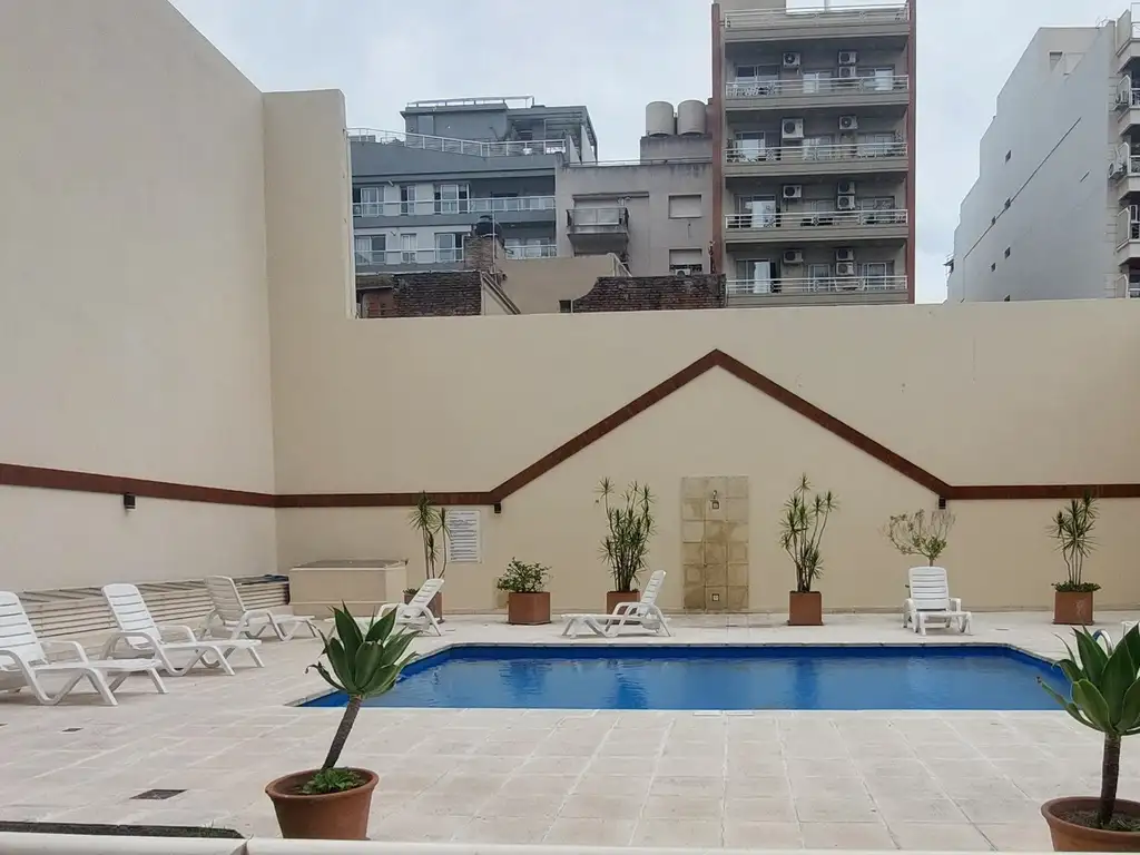 Depto tres amb, dos baños,75 mtrs, excelente ubicacion y vista, edificio de categoria