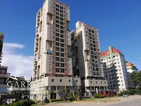 Departamento en venta con vista al mar a 1 cuadra del centro