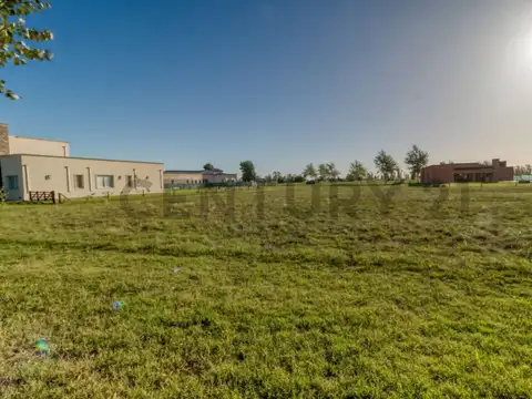LOTE INTERNO EN VENTA EN ÁREA 60 - Foto 0