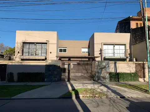 DUPLEX DE 3 AMB EN COMPLEJO