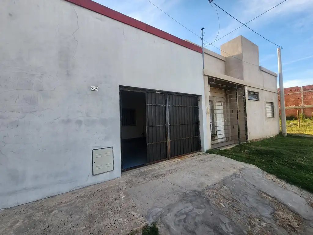 CASA CON GARAGE EN GUALEGUAYCHU