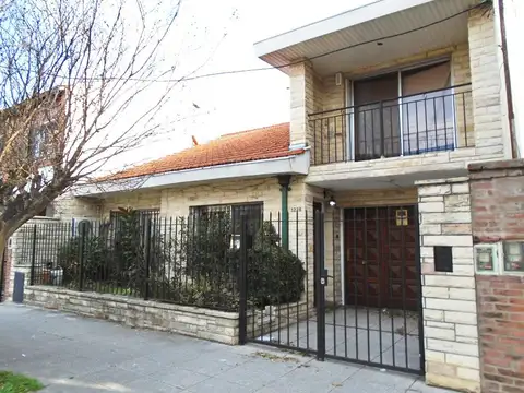 VENTA CHALET 4 AMBIENTES EN OLIVOS - Foto 0