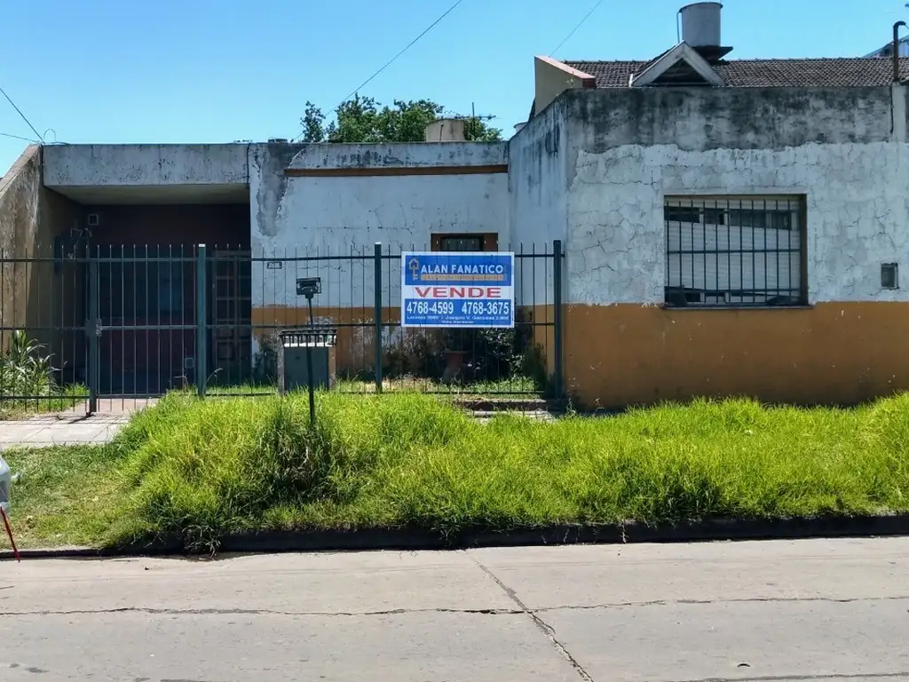 CASA 3 AMBIENTES EN LOTE PROPIO EN SAN MARTIN