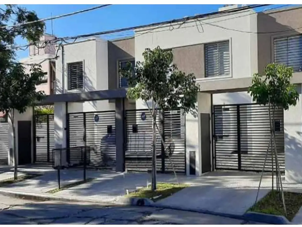 Duplex de 4 ambientes a estrenar