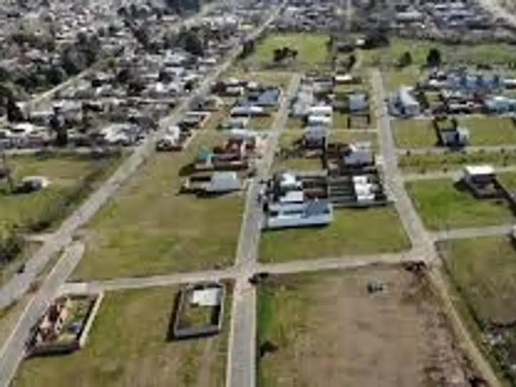 TERRENO, BARRIO PORTAL DE LA AVENIDA