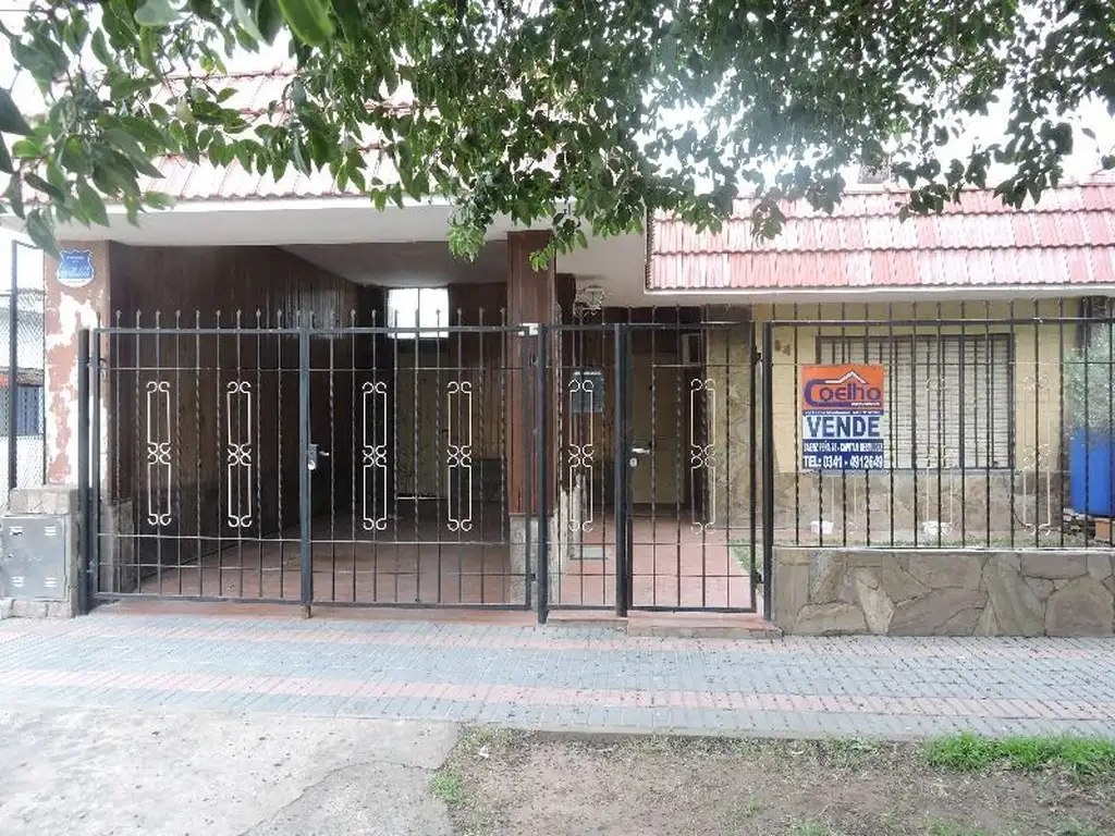 Venta Casa 2 dormitorios Capitan Bermúdez Apta Credito