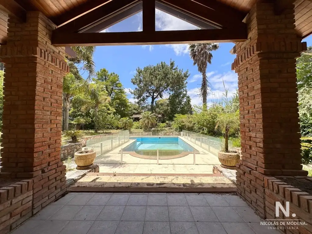 Vende casa en Jardines de Cordoba Punta del Este de 3 Dormitorios