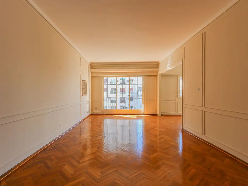 Venta de Departamento 4 Ambientes en Recoleta