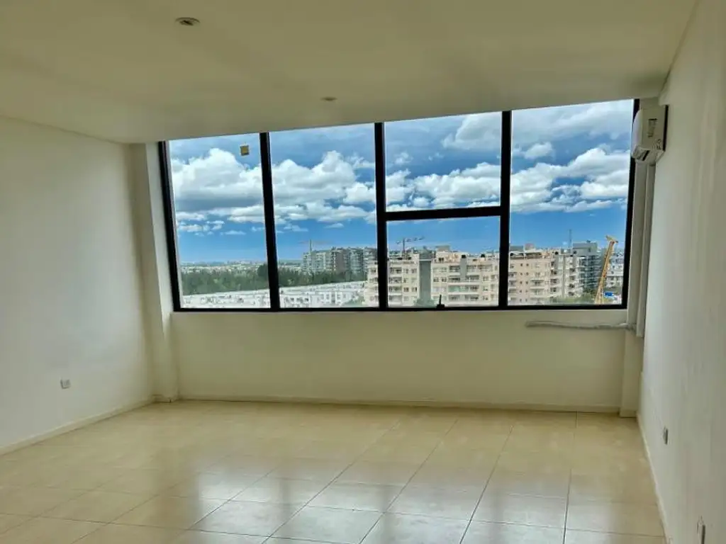 OFICINA EN VENTA EN SUITES WYNDHAM  NORDELTA