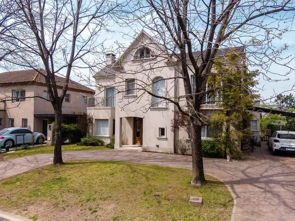 Casa de muy buena calidad en  Santa Maria De Los Olivos